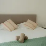 Boutique - Private Floor - 3 - Host On Site Available Gante