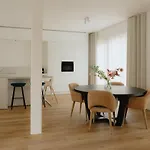 Boutique - Private Floor - 3 - Host On Site Available Γάνδη