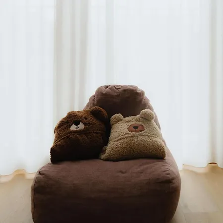 Boutique - Private Floor - 3 - Host On Site Available 公寓 *