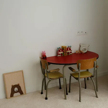 Boutique - Private Floor - 3 - Host On Site Available 公寓 *